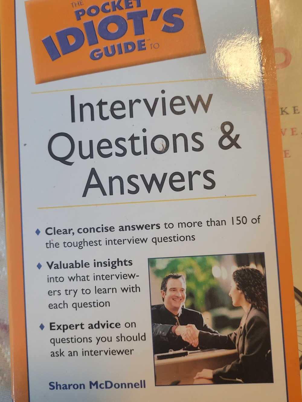 The Pocket Idiot's Guide: Interview Questions & Answers - Orange/White